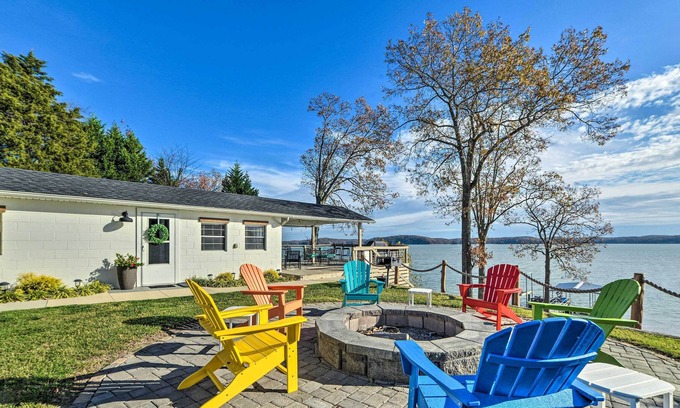 New Concord Cottage | Lakefront New Concord Home w/ Shared Fire Pit