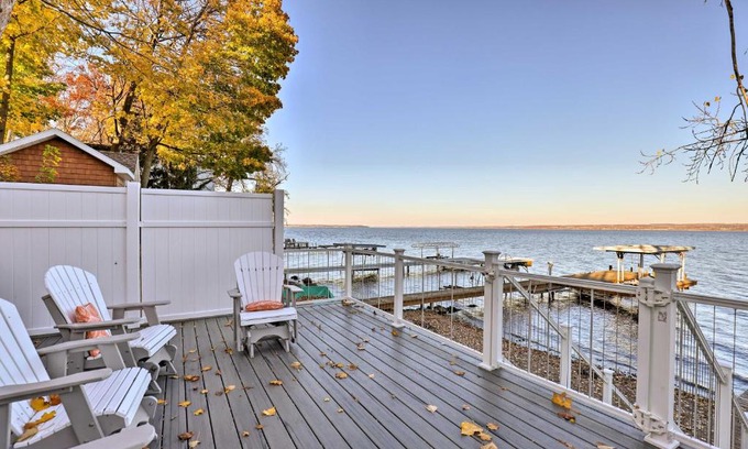 Romulus House | Lakefront Romulus Retreat with Private Dock!