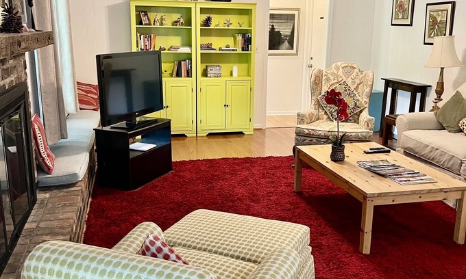 Whispering Pines Apartment | Lakefront Spacious Furnished One Bedroom Downstairs Apartment.nFull Kitchen!