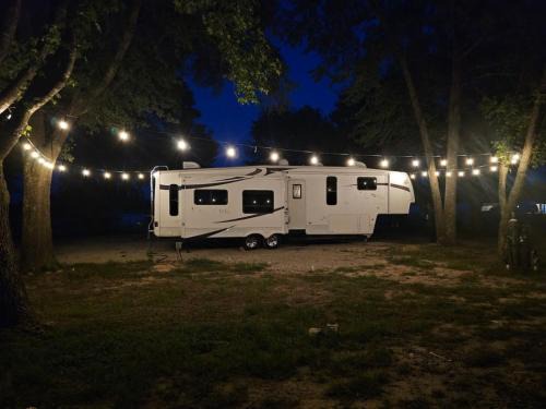 Emory House | Lakefront w Fire Pit, Lake Fun, and Horse Feeding