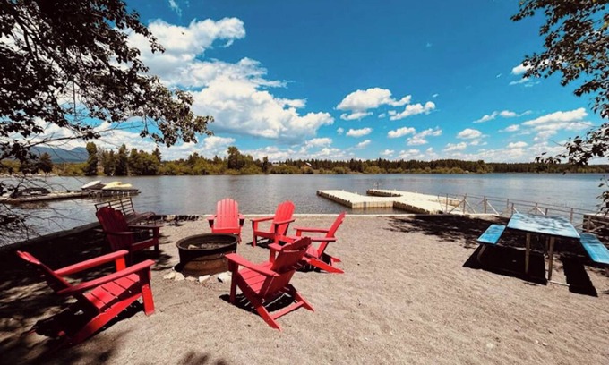Island Park House | Lakefront with private dock & fire pit - Bunk House Cabin