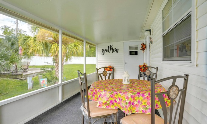 Lakeland Cottage | Lakeland Cottage w/Pool Access + Screened Porch!