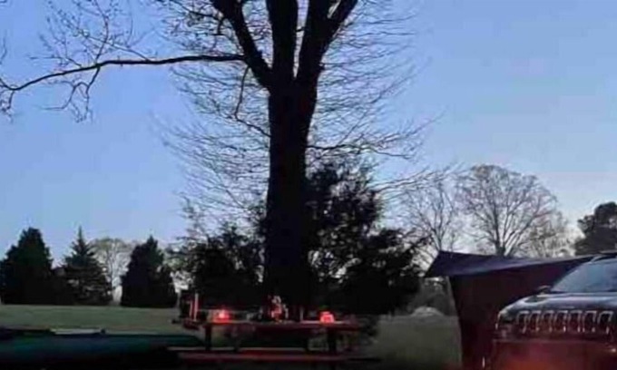 Leesville RV Rental | Lakeside Camp Site!