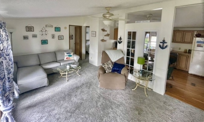 Monticello House | Lakeside Cozy Cottage - w Fishing Dock, Relaxing Lake Freeman, close to Purdue