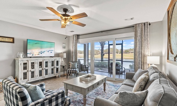 Miramar Beach Condo | Lakeside Gem Beach Access 3 Minutes to The Beach Golf Tennis