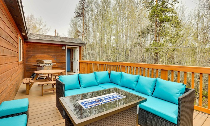 Grand Lake House | Lakeside Grand Lake Retreat: 4 Mi to Nat’l Park