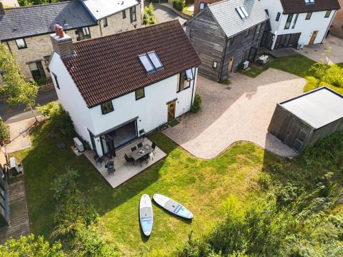 Holworth House | Lakeside property with spa on a nature reserve Bulrushes BV04