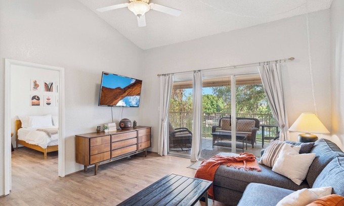 Desert Shores Condo | LAKEVIEW CONDO! Walking Paths, Pickleball, Pool/Spa
