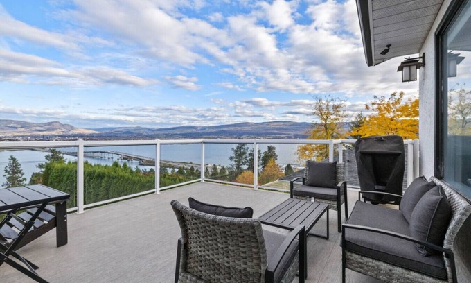 Central Okanagan House | Lakeview Home in West Kelowna