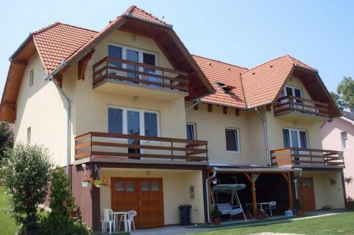 Balatonboglar Apartment | Lala Apartmanok