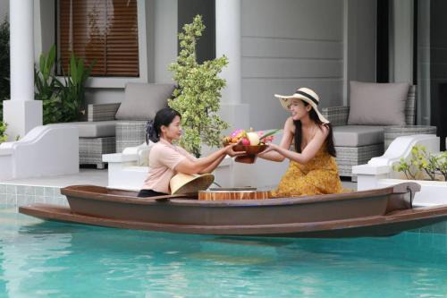 Si Sunthon Hotel | Lalynn Resort & Villas, Phuket