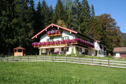 Ramsau bei Berchtesgaden House | Landhaus am Waldrand