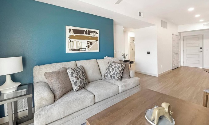 North Mountain Apartment | Landing | Amazing 1BD, Pool, Gym