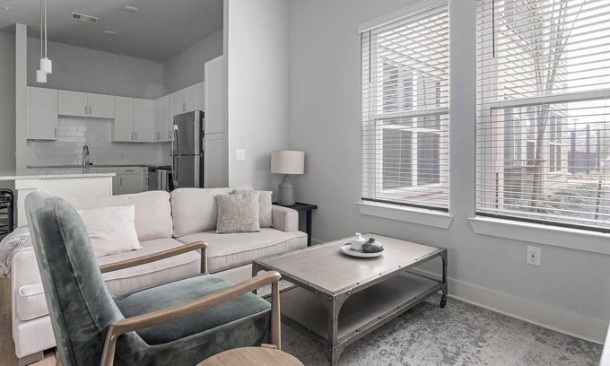 Conroe Apartment | Landing at Flats at Hooper Hill - 1 Bedroom in .