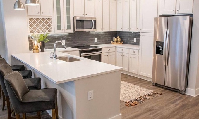 Franklin Apartment | Landing at McEwen Northside I - 2 Bedrooms in Downtown Franklin