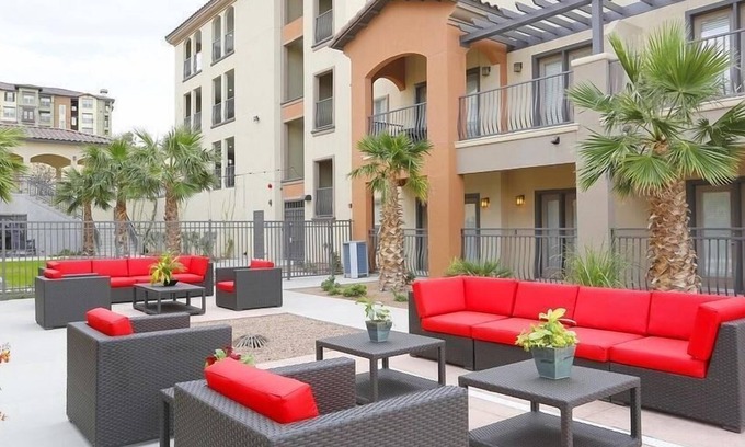El Paso Apartment | Landing at San Joaquin - 2 Bedrooms in Northwest El Paso