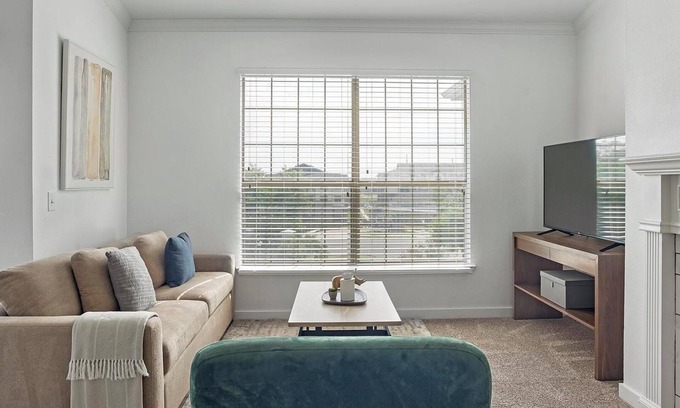 McNeil Apartment | Landing | Beautiful 1BD, Pool, Clubhouse