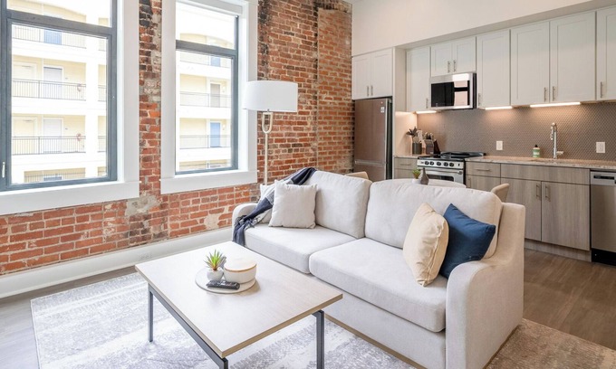 Five Points South Apartment | Landing | Beautiful 2BD in Five Points South