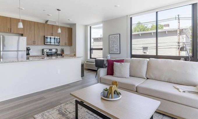 Carteret Apartment | Landing | Beautiful 2BD, Courtyard, Gym
