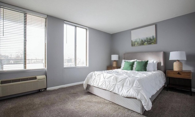 Fort Wayne Apartment | Landing | Beautiful Studio, Gym, Game Room
