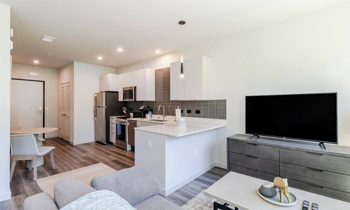 Reno/Tahoe Airport Apartment | Landing | Chic Studio, Pool, Clubhouse
