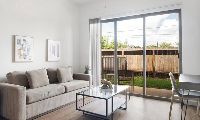 Austin Apartment | Landing | Incredible 1BD, Yoga Studio, Clubhouse