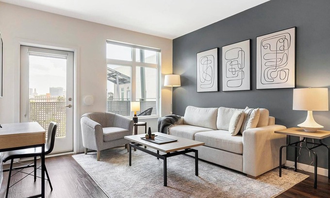 Freeport Apartment | Landing | Modern 2BD, Clubhouse, Yoga Studio