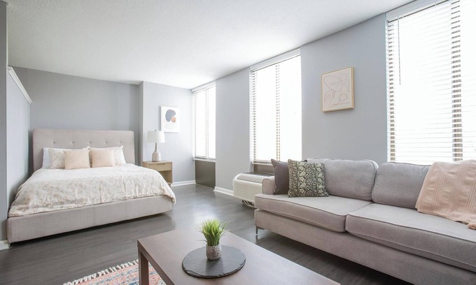 Fort Wayne Apartment | Landing | Modern Studio, Gym, Game Room