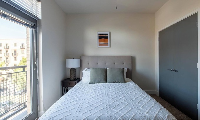Church Hill Apartment | Landing | Spectacular 1BD, Clubhouse