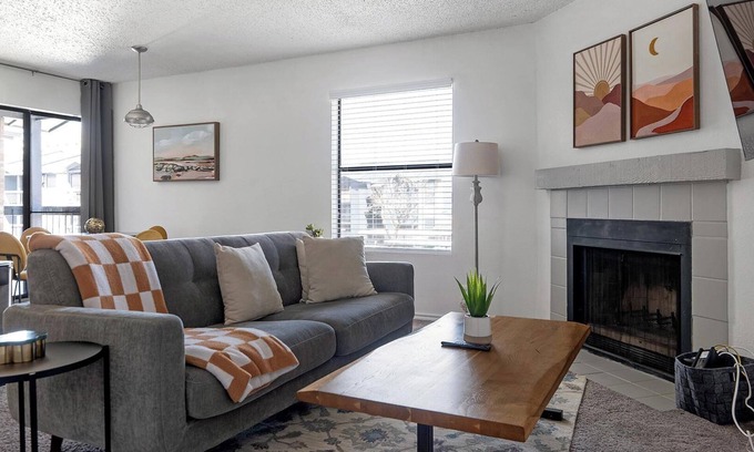 Windsor Park Apartment | Landing | Spectacular 2BD, Gym