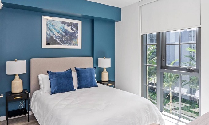 Candler Apartment | Landing | Stunning 1BD, Pool, Clubhouse