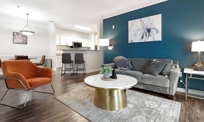 Summerville Apartment | Landing | Stunning 2BD, Gym