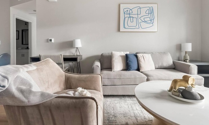 Townsite Apartment | Landing | Stunning 2BD, Pool, Rooftop Lounge