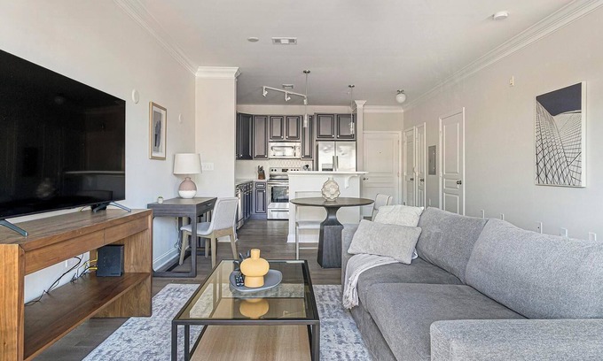 Cary Apartment | Landing | Stylish 1BD, Gym, Pool