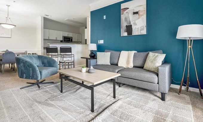 Summerville Apartment | Landing | Stylish 2BD, Gym