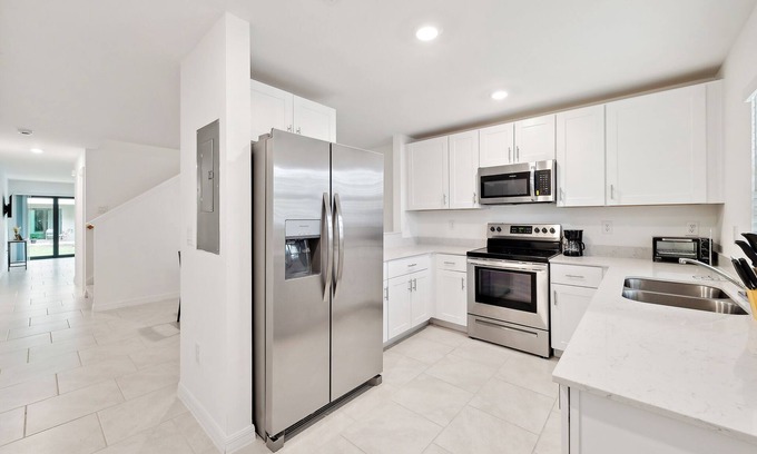 Port Charlotte Apartment | Landings at Westport 2031 l 2Bd 2.5 Bth