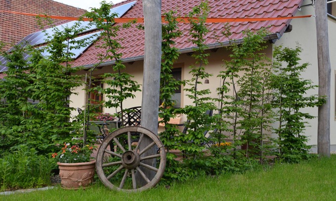 Niedergurig House | "LANDROMANTIK" amidst the heath and pond landscape at the gates of Bautzen