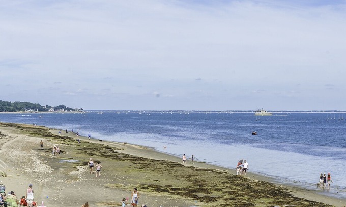Bembridge House | Lane End Cottage Bembridge, Four Bedrooms Close To Beaches And Amenities.