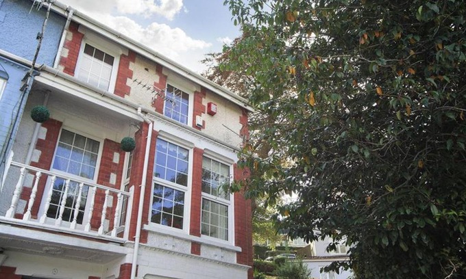 Mumbles Apartment | Langland Road Apt