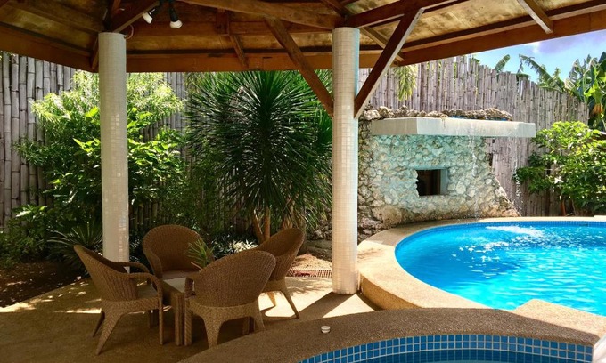 Basak Hotel | Lapu-Lapu Cottages & Restaurant