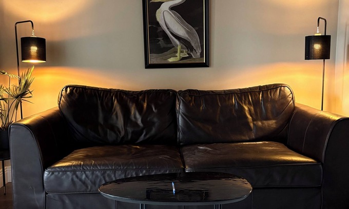 Portumna Apartment | Large 2 bedroom flat in the heart of historic Portumna, County Galway
