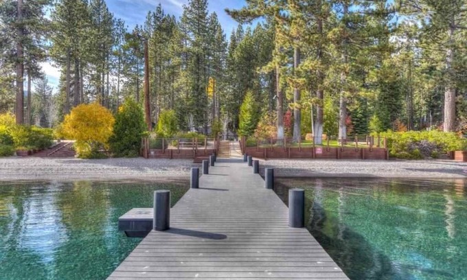 Talmont House | Large 4 Bed 2 Bath House with Parking on 1/2 acre with access to Back Country