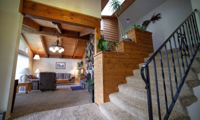 Driggs House | Large 4BR 3BA Driggs home weekly/monthly discount