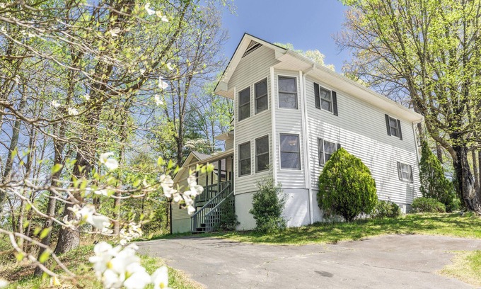 Hendersonville House | Large 5-bedroom mountain home with a game room and hot tub, close to everything!