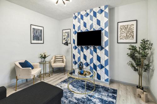Longthornton Apartment | Large 5Bed House London Next CUH Free Parking