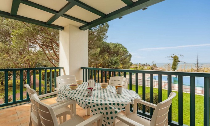 Behobie Apartment | Large apartment at the bordaberry estate
