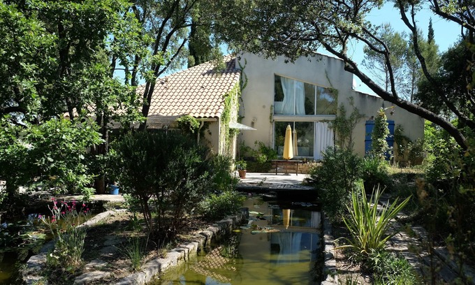 Aubais House | Large architect villa in 1700m of wooded and enclosed land