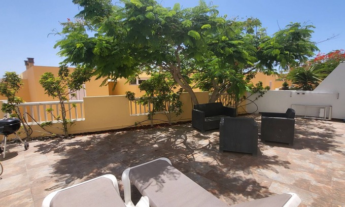 Bahia Calma Apartment | Large, bright and quiet with terrace, 3 bedrooms, 3 bathrooms, wifi.