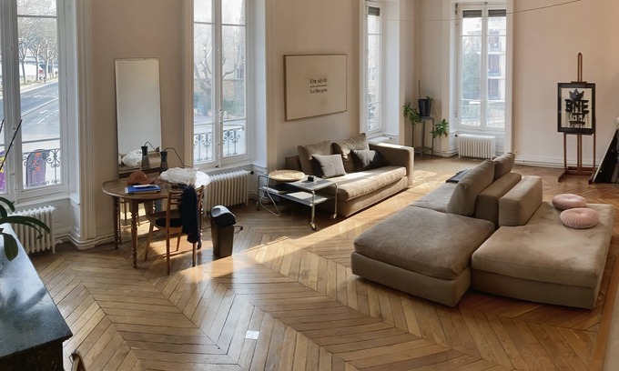 Serin Apartment | Large bright apartment