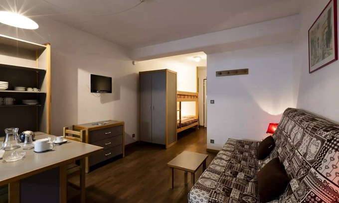 Brides-les-Bains Apartment | Large Cabin - STUDIO WITH BALCON LOGGIA SOUTH EXPOSE